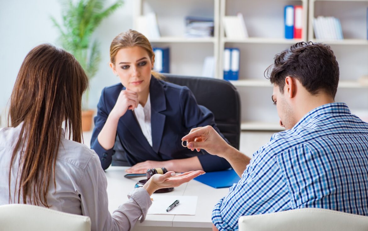 How a Divorce Lawyer Can Smooth Your Separation Journey